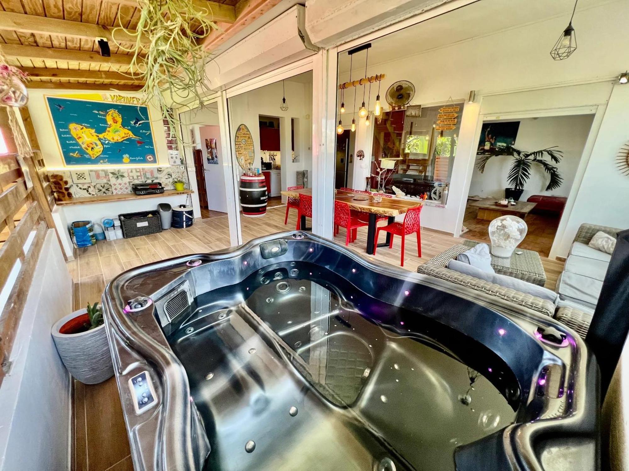 Appartement Spacieux A Sainte-Anne, Vue Sur La Mer Et Jacuzzi Kültér fotó